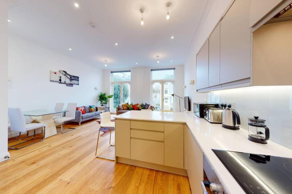 Modern 1 Bed Flat Camden 5 Min Walktube Station Apartment London Exterior photo
